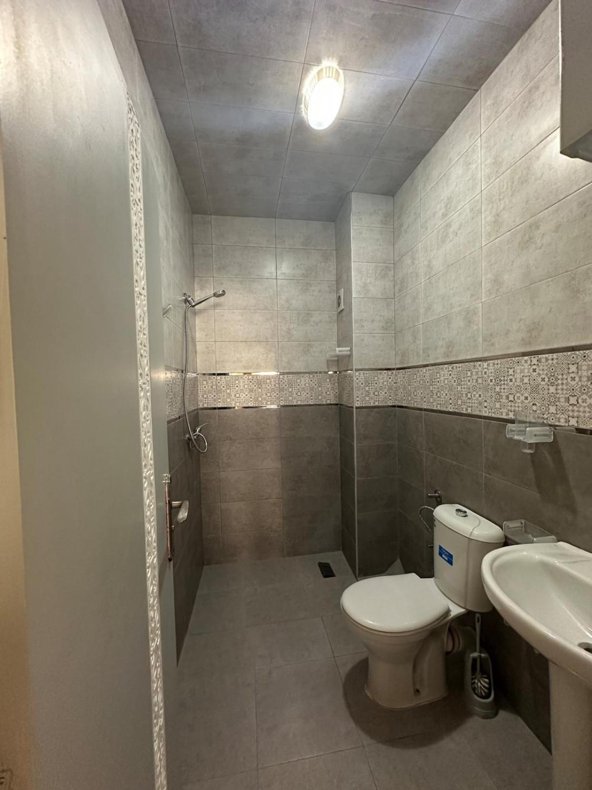Apartamento Apparemment Calme Et Propre *